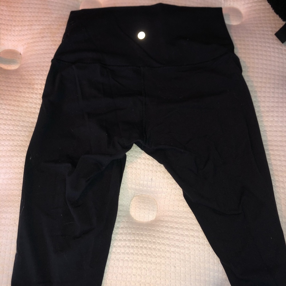 Lululemon leggings wunder under size 8